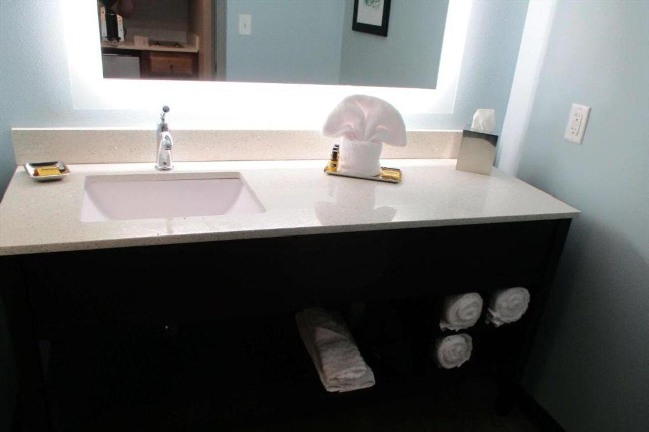 Best Western Plus Executive Residency Marion Luaran gambar