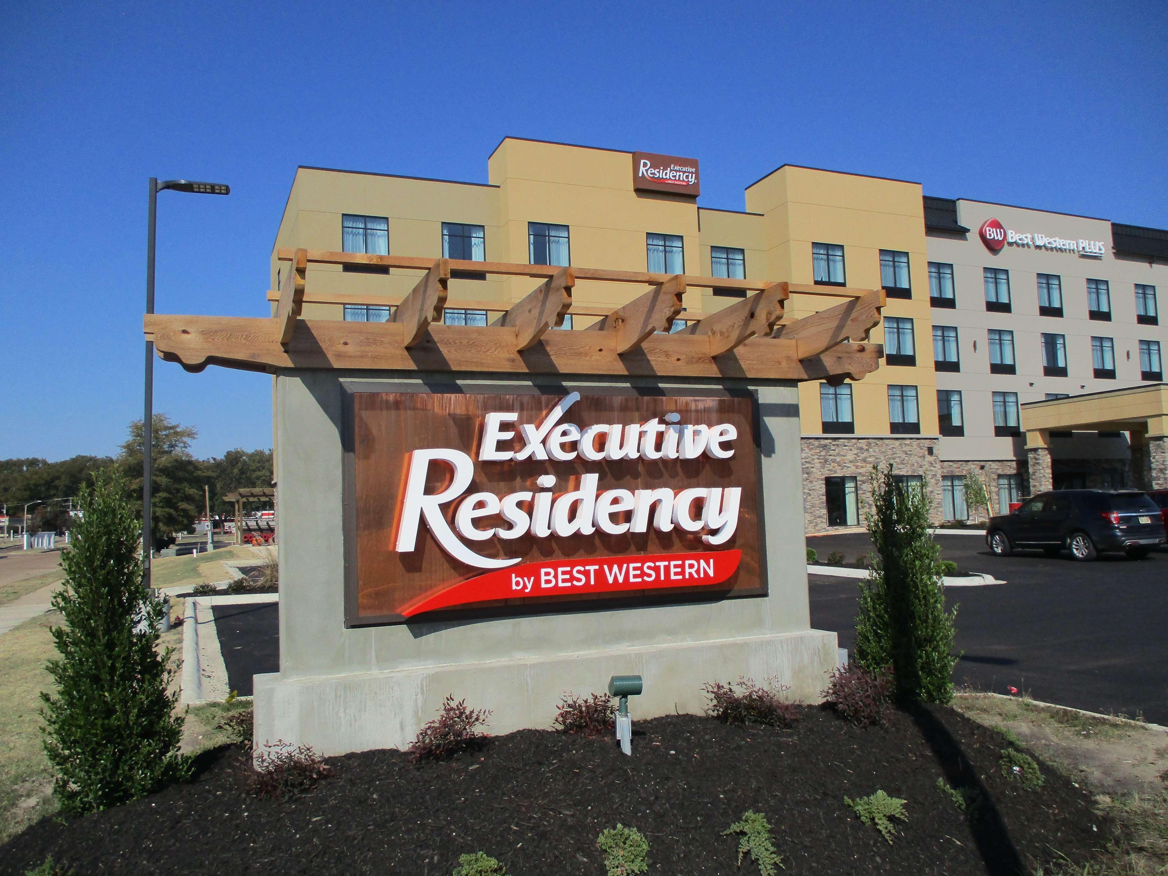 Best Western Plus Executive Residency Marion Luaran gambar