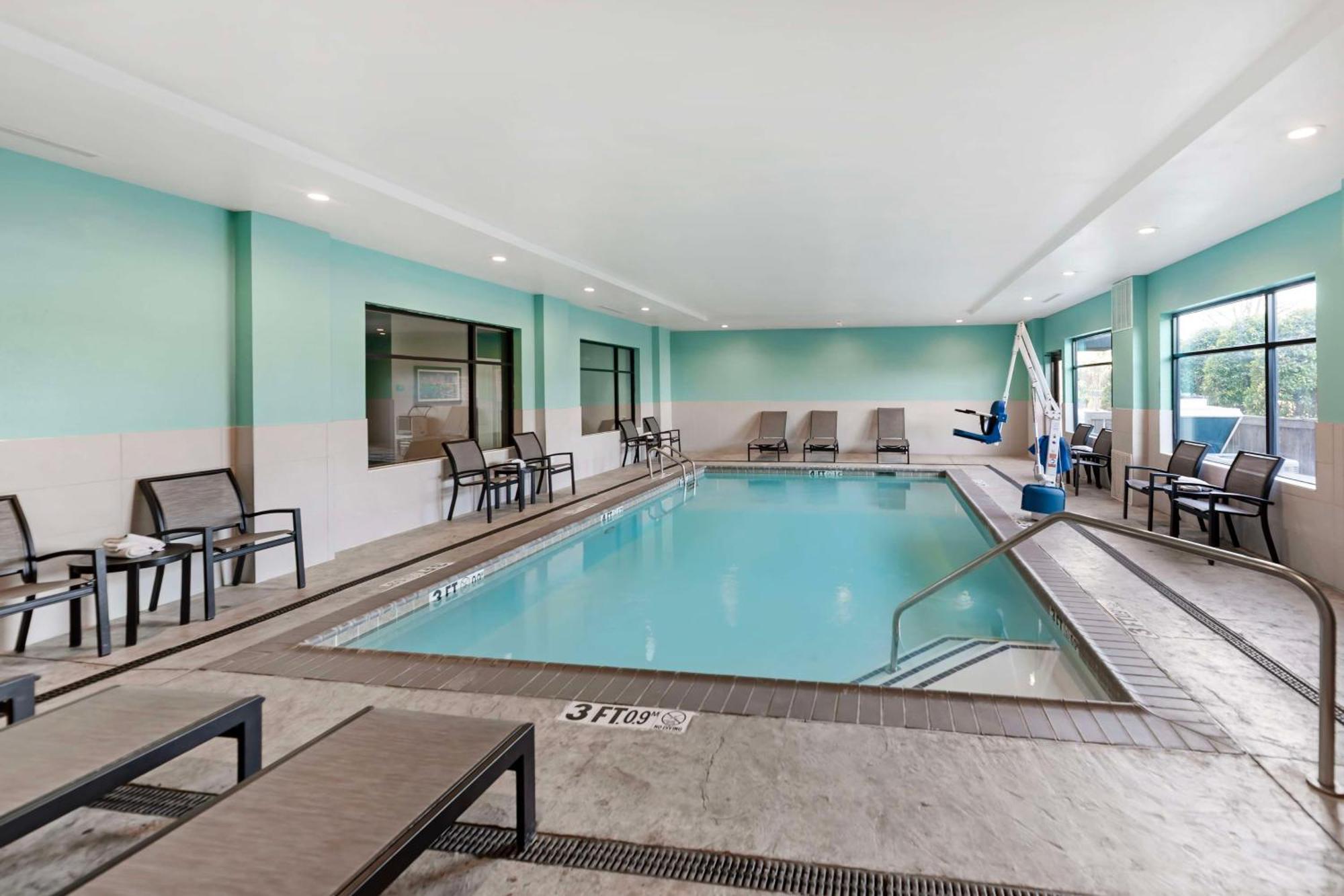 Best Western Plus Executive Residency Marion Luaran gambar